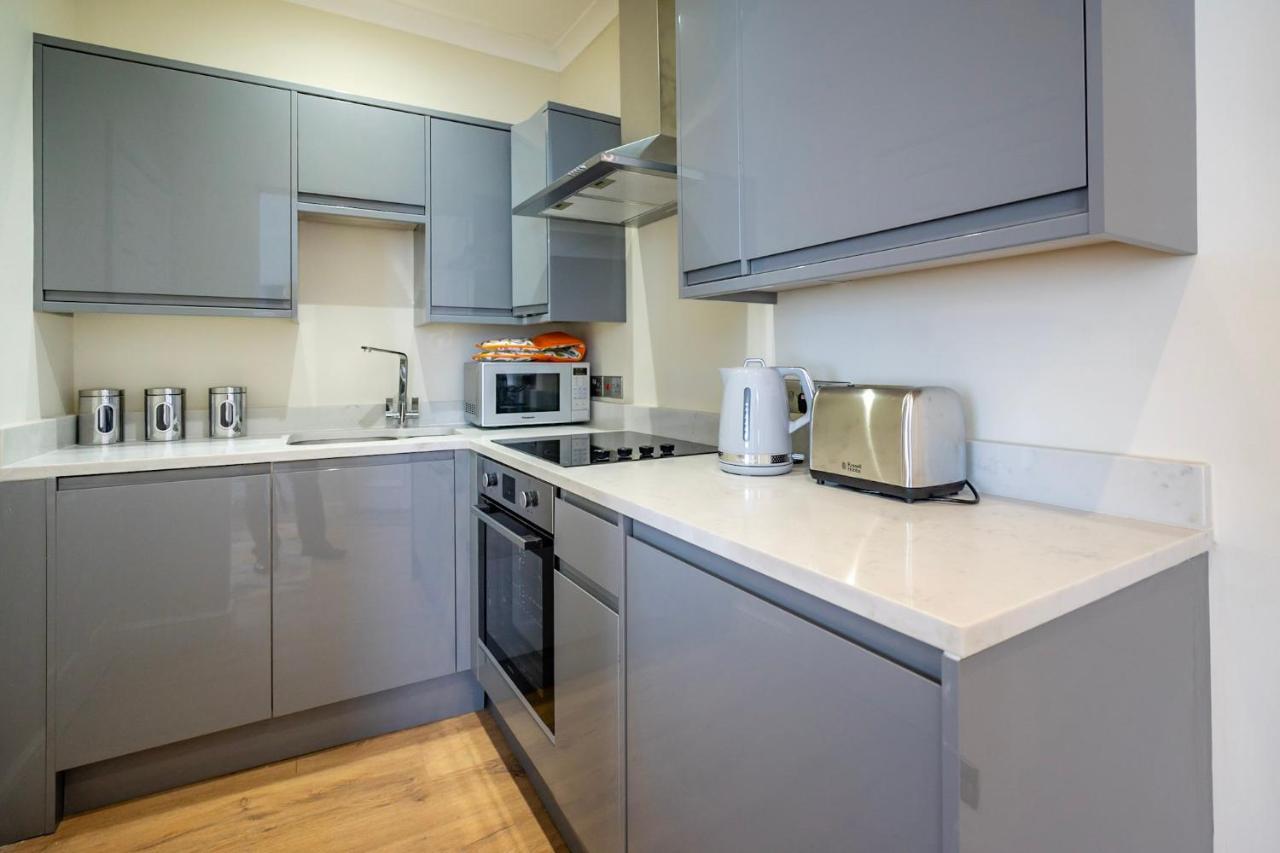 Studio 44 Apartment ยอร์ค ภายนอก รูปภาพ